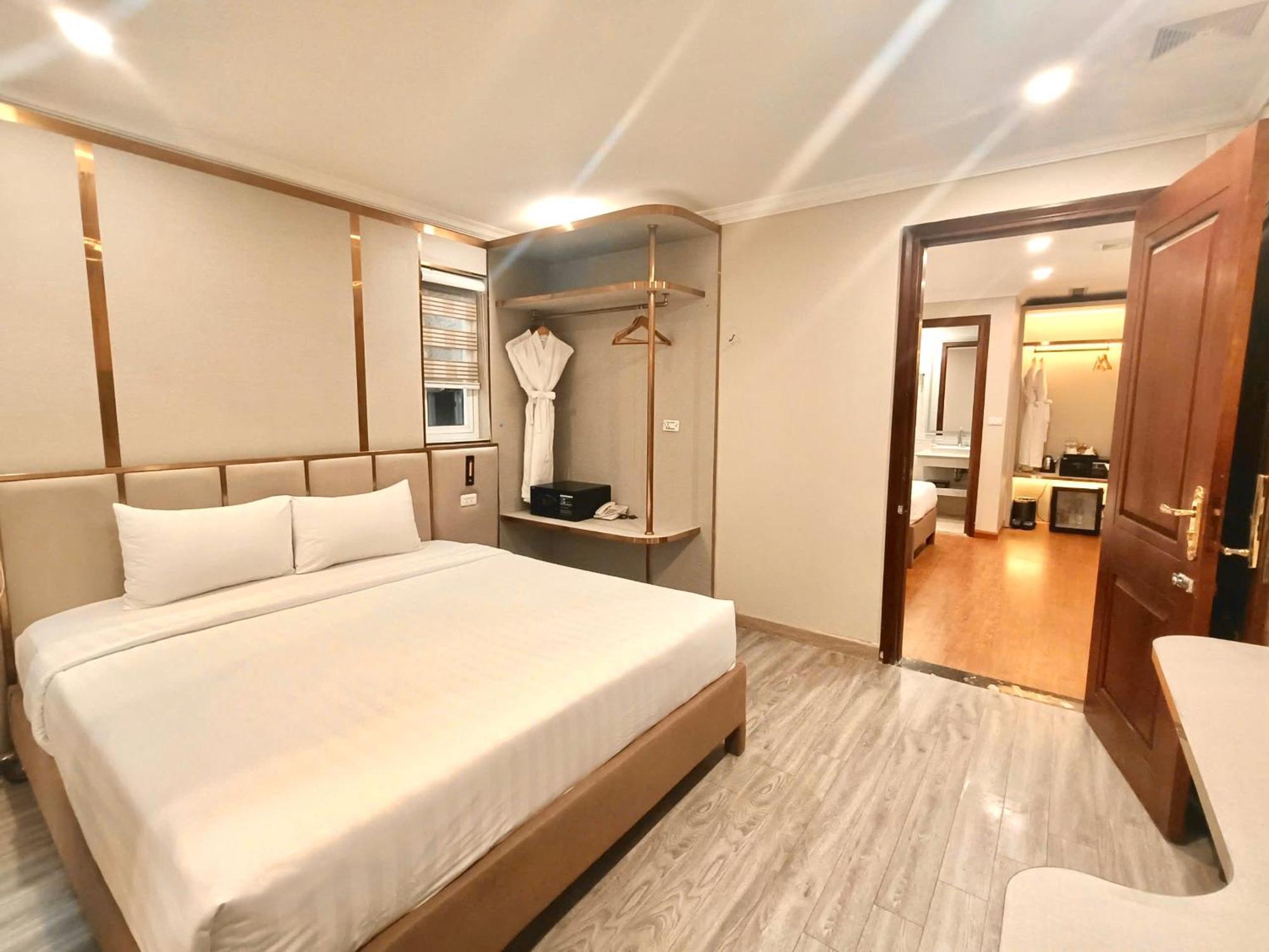 Splendid Premium Khách sạn